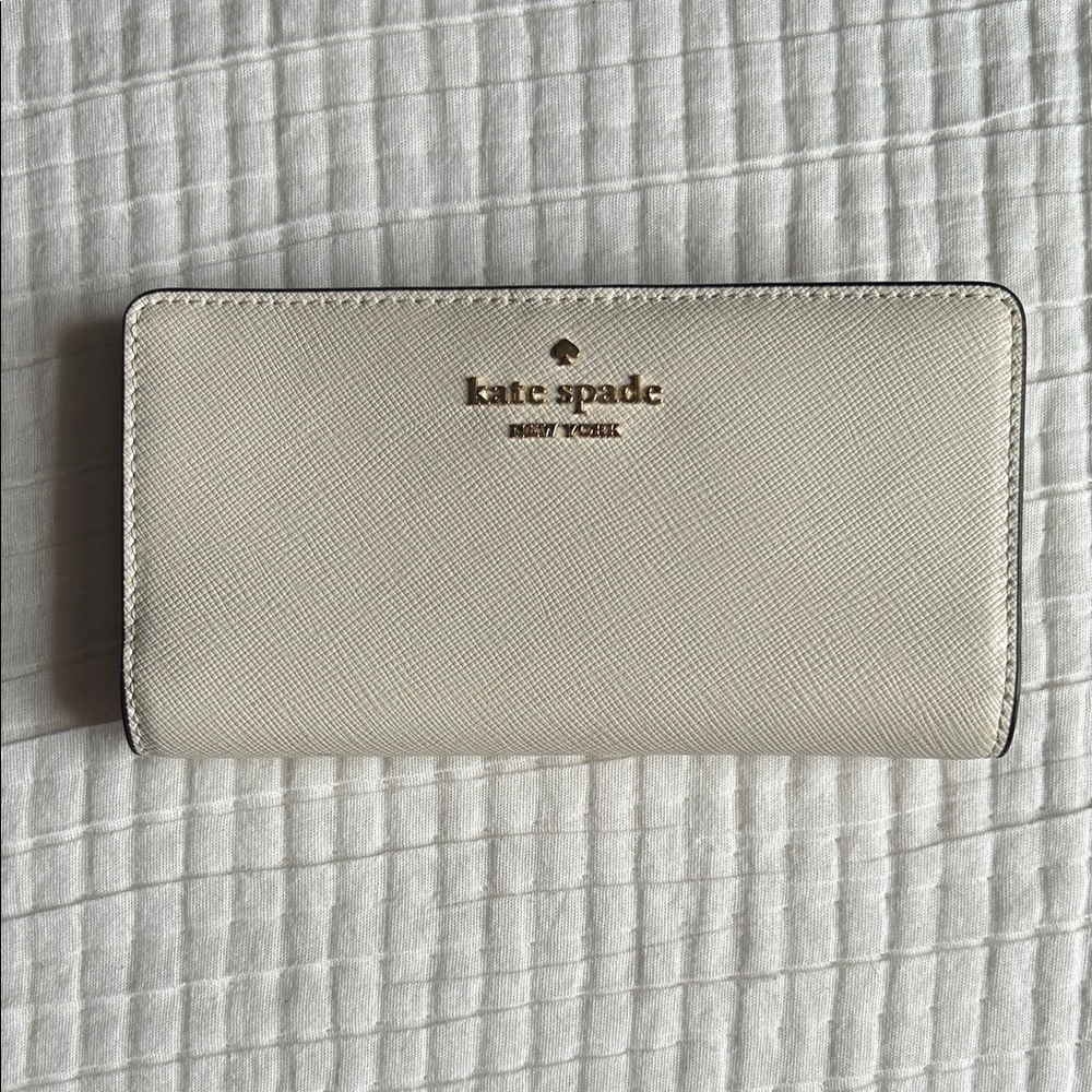 Kate Spade Light Beige Wallet